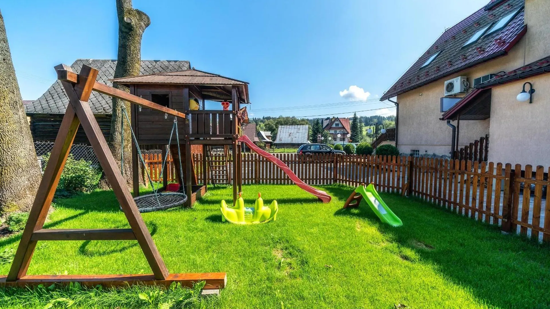 Pokoje Pod Tatrami & Apartament Biały Dunajec