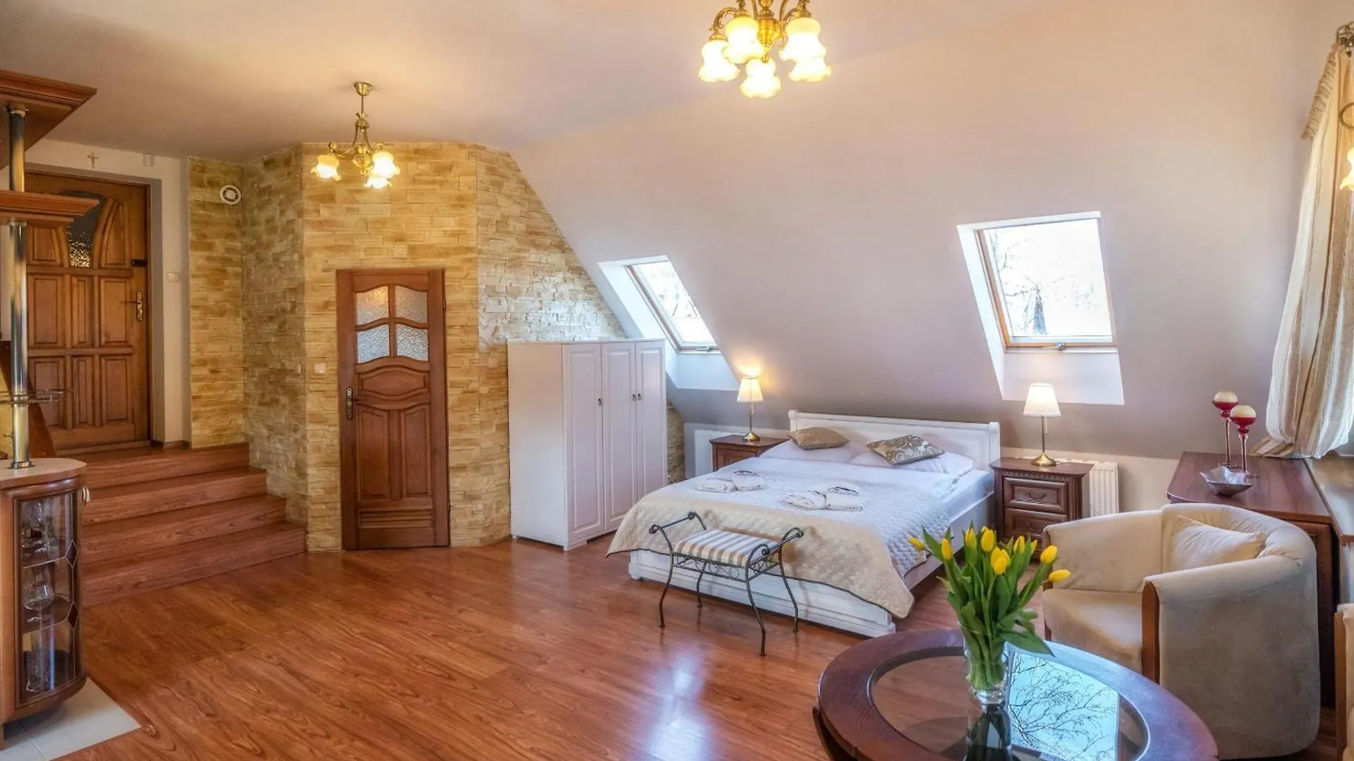 Pokoje Pod Tatrami & Apartament Biały Dunajec 0*,
