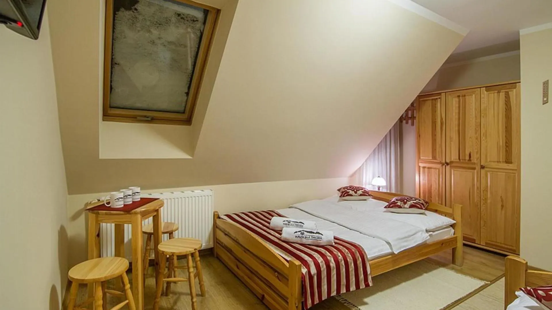 Pokoje Pod Tatrami & Apartament Biały Dunajec